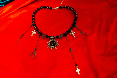 Ожерелье Черная Королева